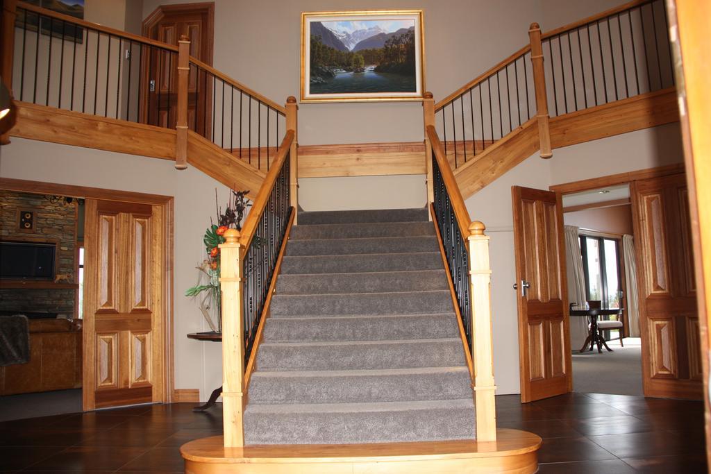 Dock Bay Lodge Te Anau Eksteriør billede