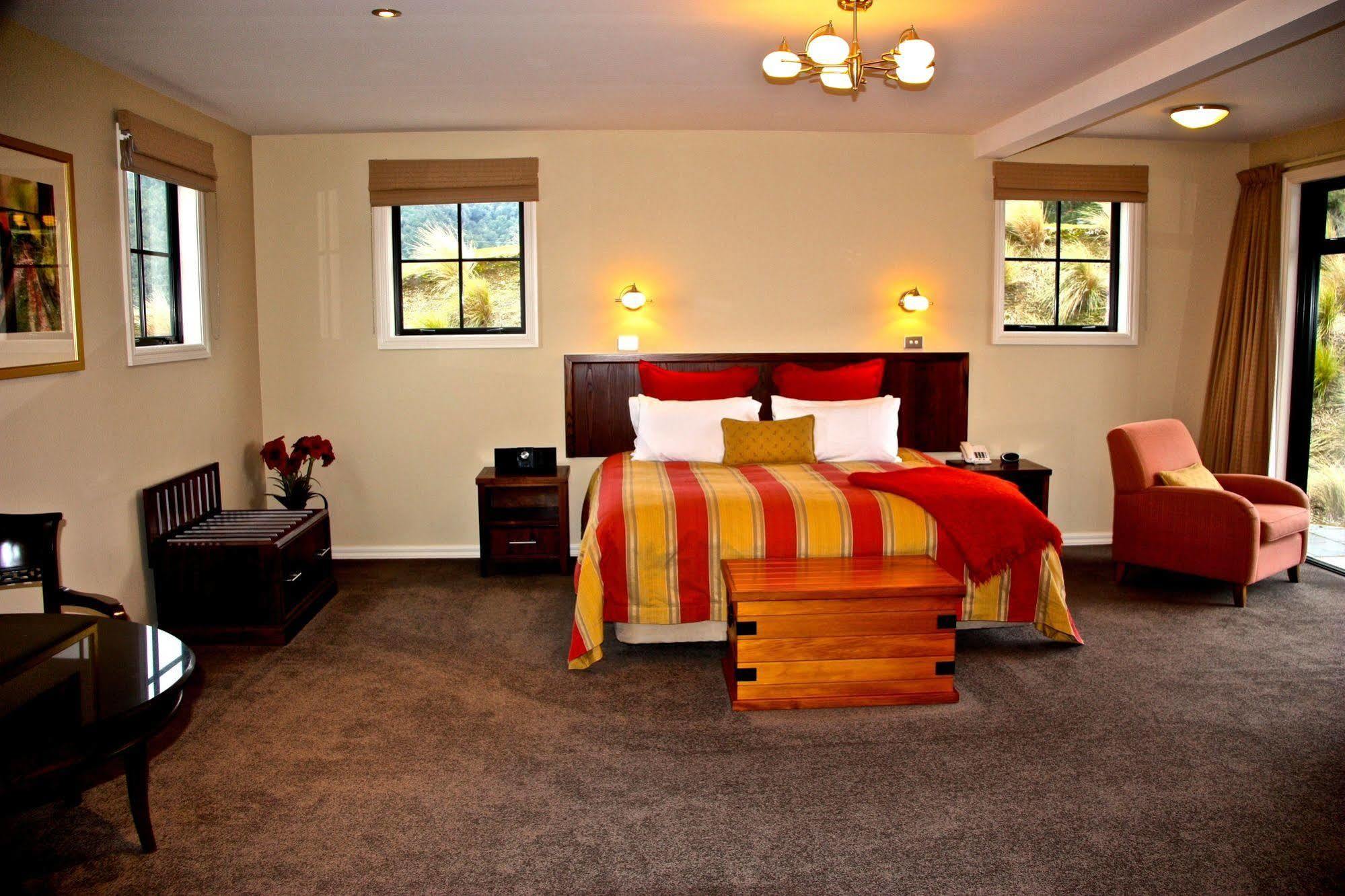 Dock Bay Lodge Te Anau Eksteriør billede