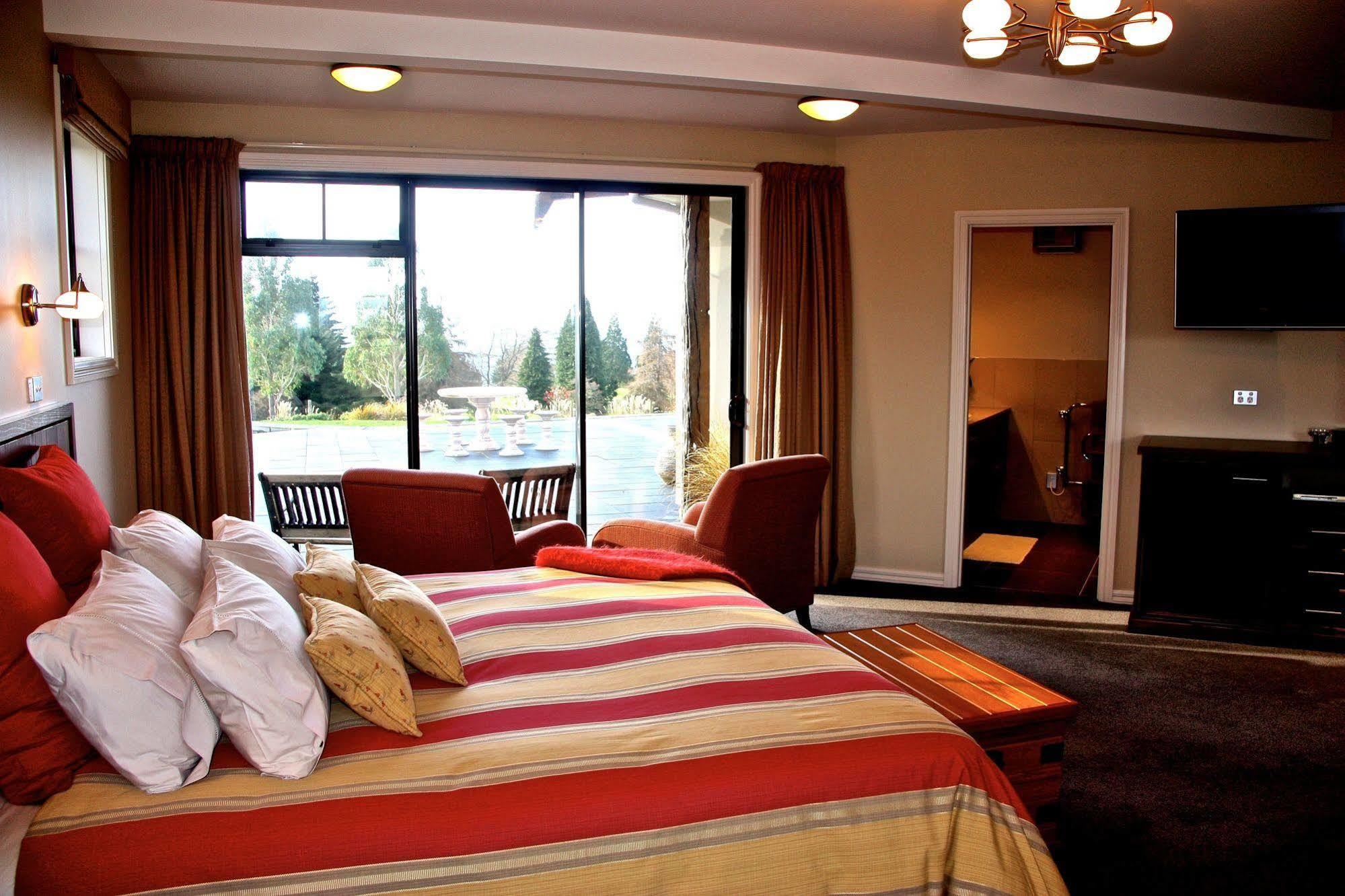 Dock Bay Lodge Te Anau Eksteriør billede